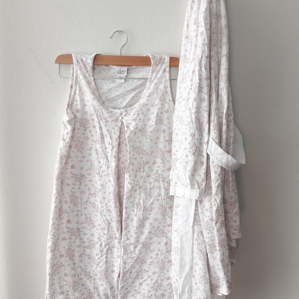 Oh Baby! BY MOTHERHOOD. maternity gown&robe set